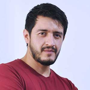 foto carnet de Jorge Salinas